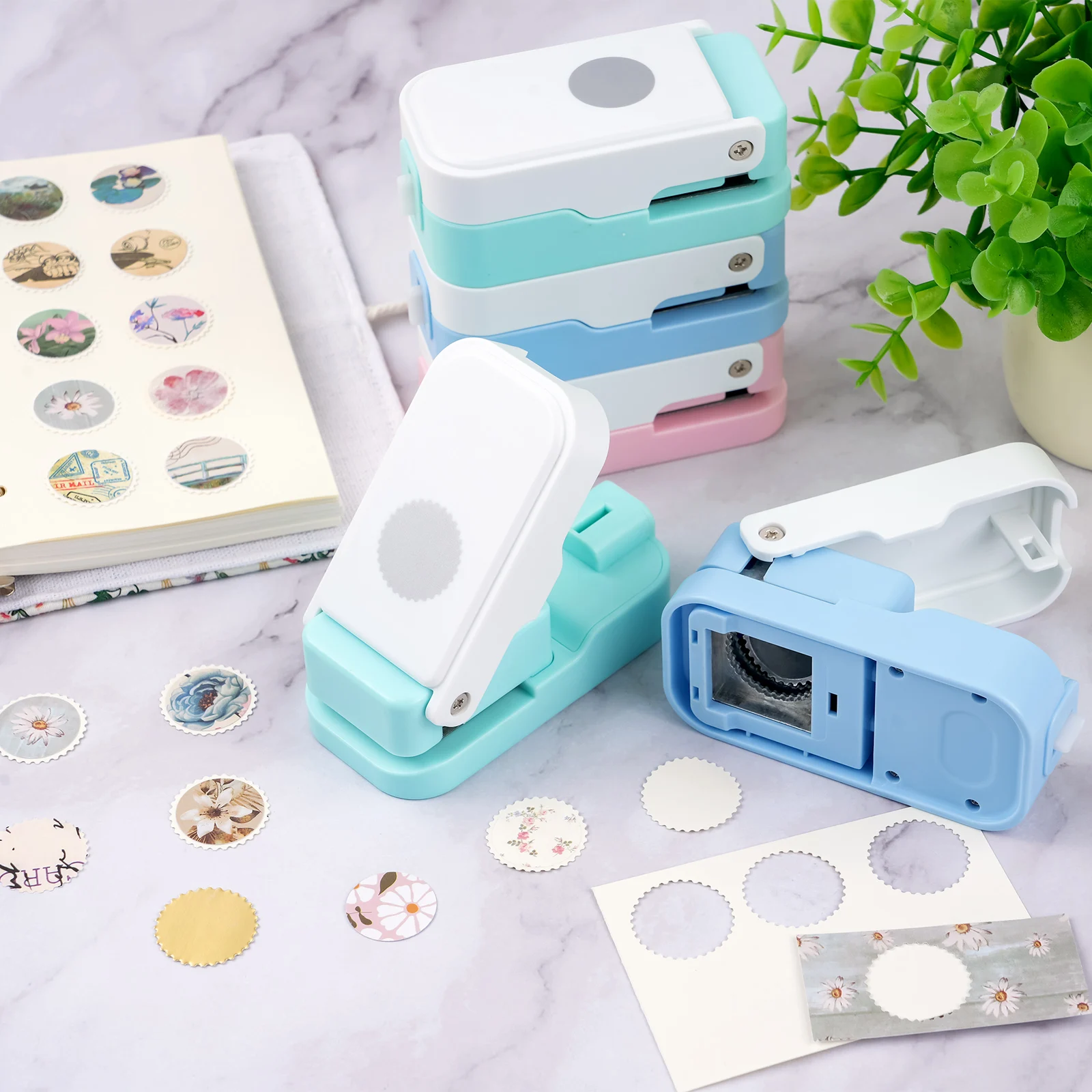 Layering Postage Stamp Circle  - Scrapbooking ulasan dan harga